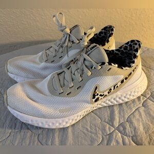 Women’s NIKE cheetah sneakers, size 8